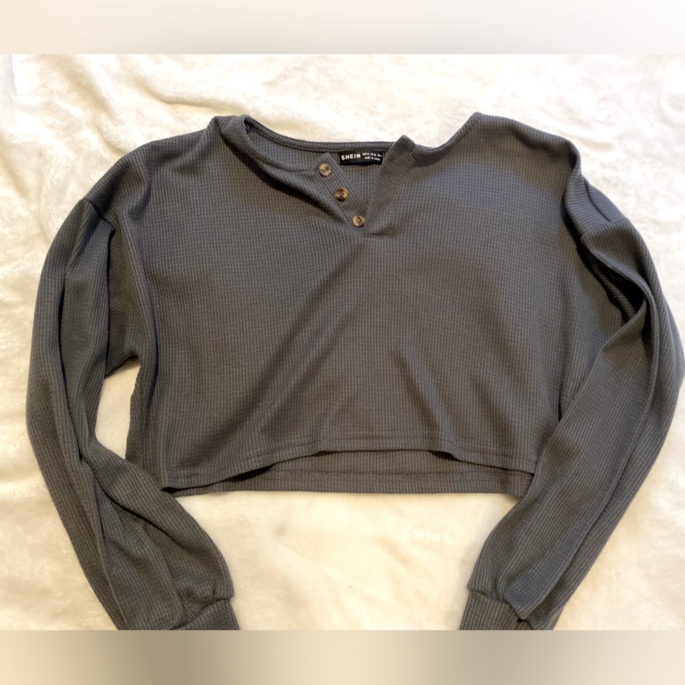 Shein crop long sleeve tee